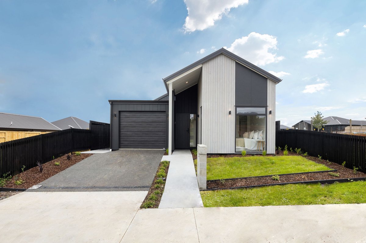 17 Auburn Green Peacocke Hamilton new build